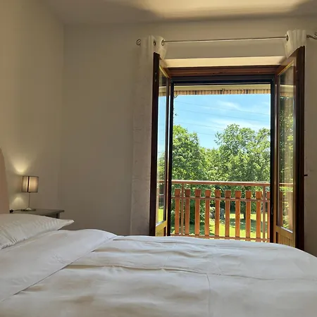 Anna Apartment